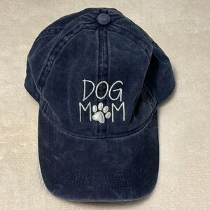 NWOT Dog Mom Baseball Cap